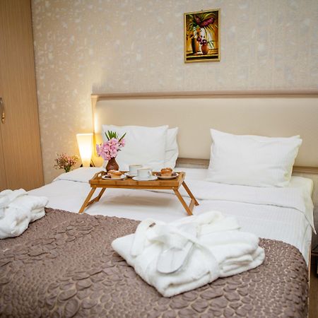 Rustaveli Palace 트빌리시 외부 사진